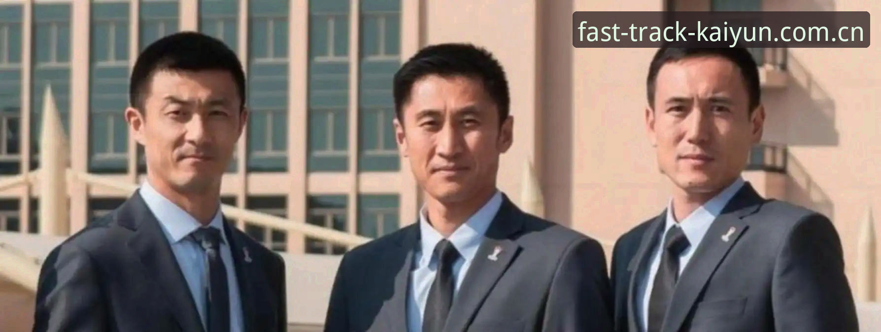 国内版每项下载更快更稳APP怎么样 裁判的“孤岛”:当马宁在世界杯执法,他为何拒绝看球迷评论?